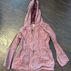 Old Navy girls zipper up hoodie jacket. Size small (6-7)